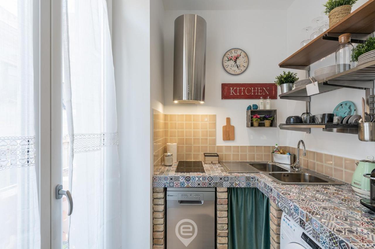 Adriana'S New Loft Apartment Cagliari Ngoại thất bức ảnh