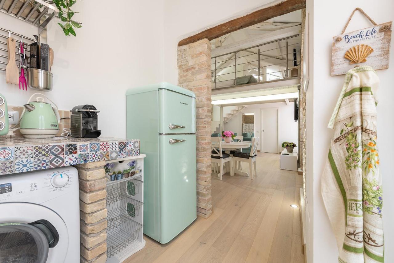 Adriana'S New Loft Apartment Cagliari Ngoại thất bức ảnh